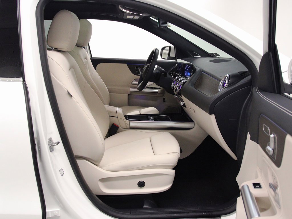 Certified 2025 Mercedes-Benz GLA 250 4MATIC image 21