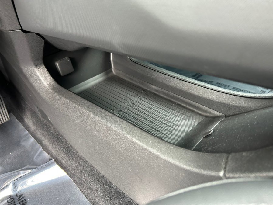 Used 2024 Chevrolet Equinox EV RS image 30