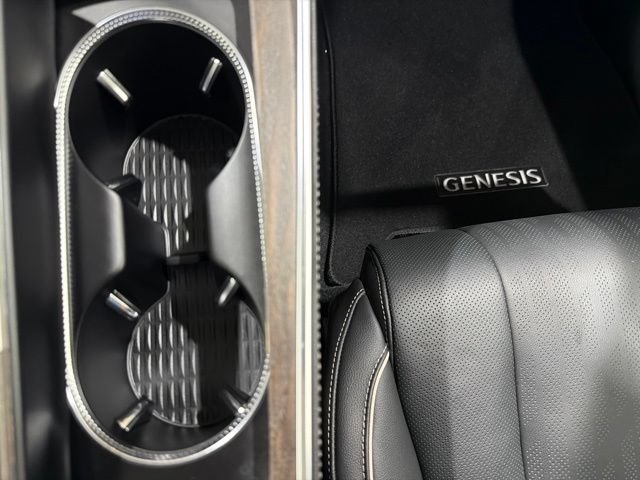 Used 2022 Genesis GV80 2.5T w/ Prestige Package 04 AWD/4WD image 39