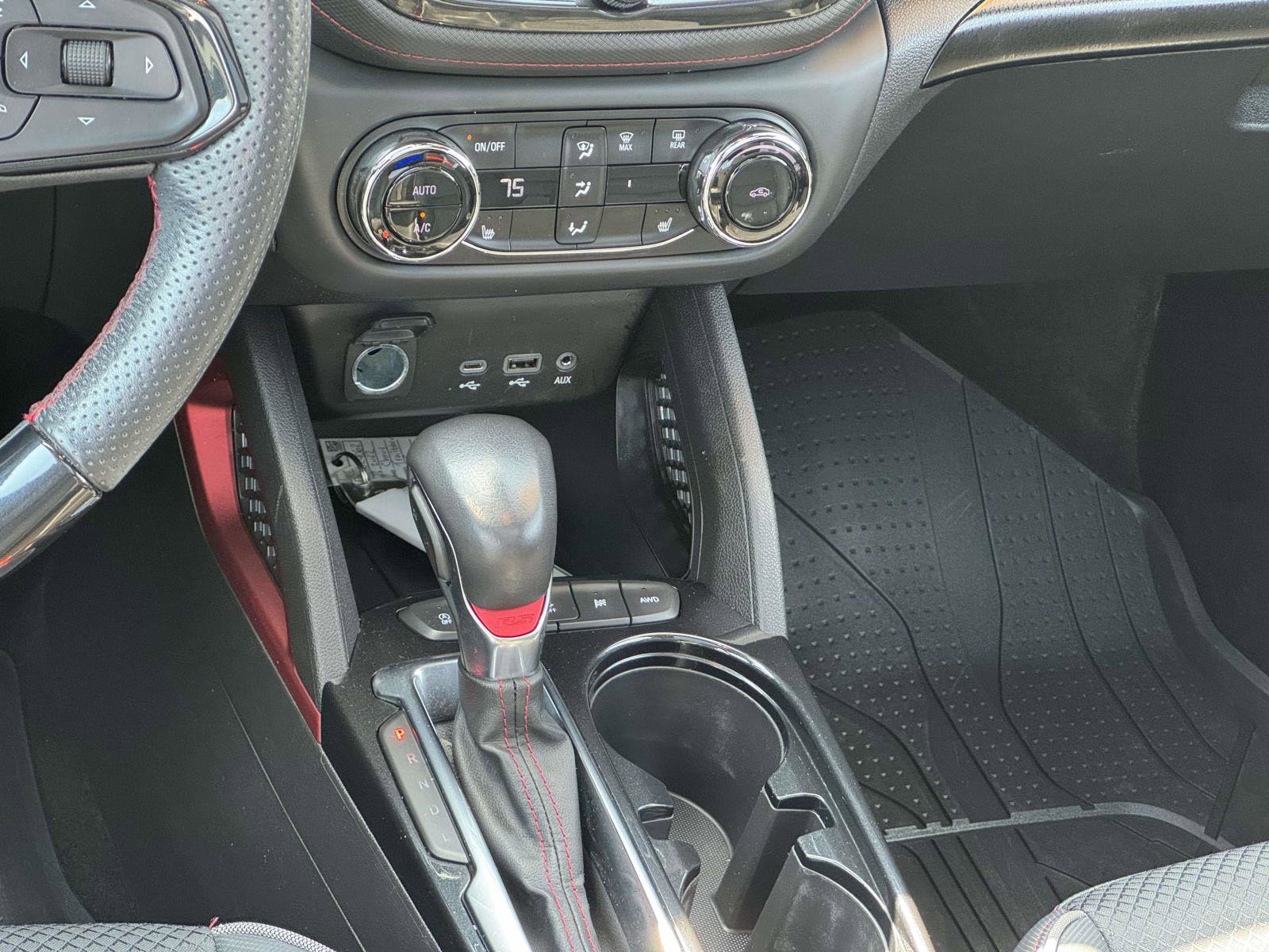 Used 2022 Chevrolet TrailBlazer RS w/ Sun and Liftgate Package AWD/4WD image 4