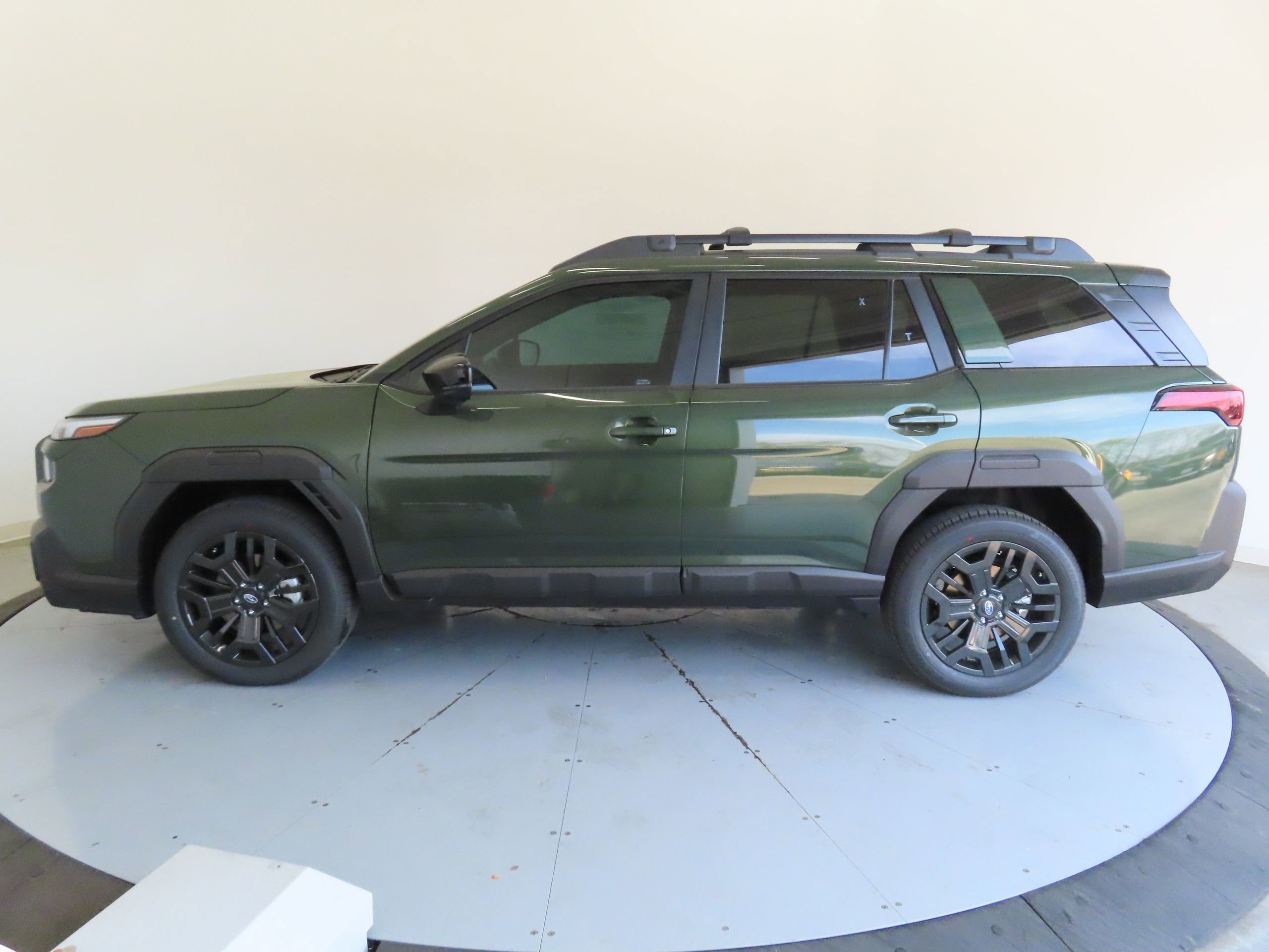 New 2026 Subaru Outback Limited XT image 9