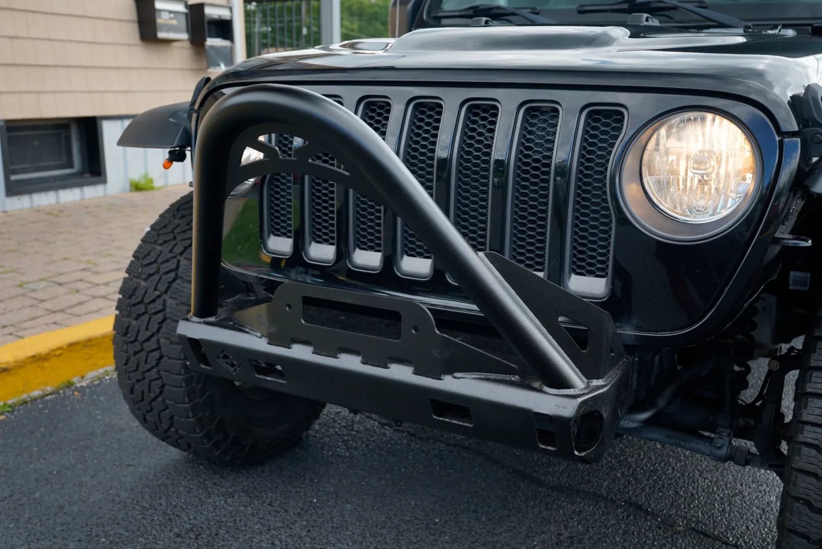 Used 2018 Jeep Wrangler Unlimited Rubicon AWD/4WD image 11