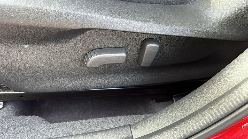 Used 2023 Subaru Crosstrek 2.5i Limited image 13