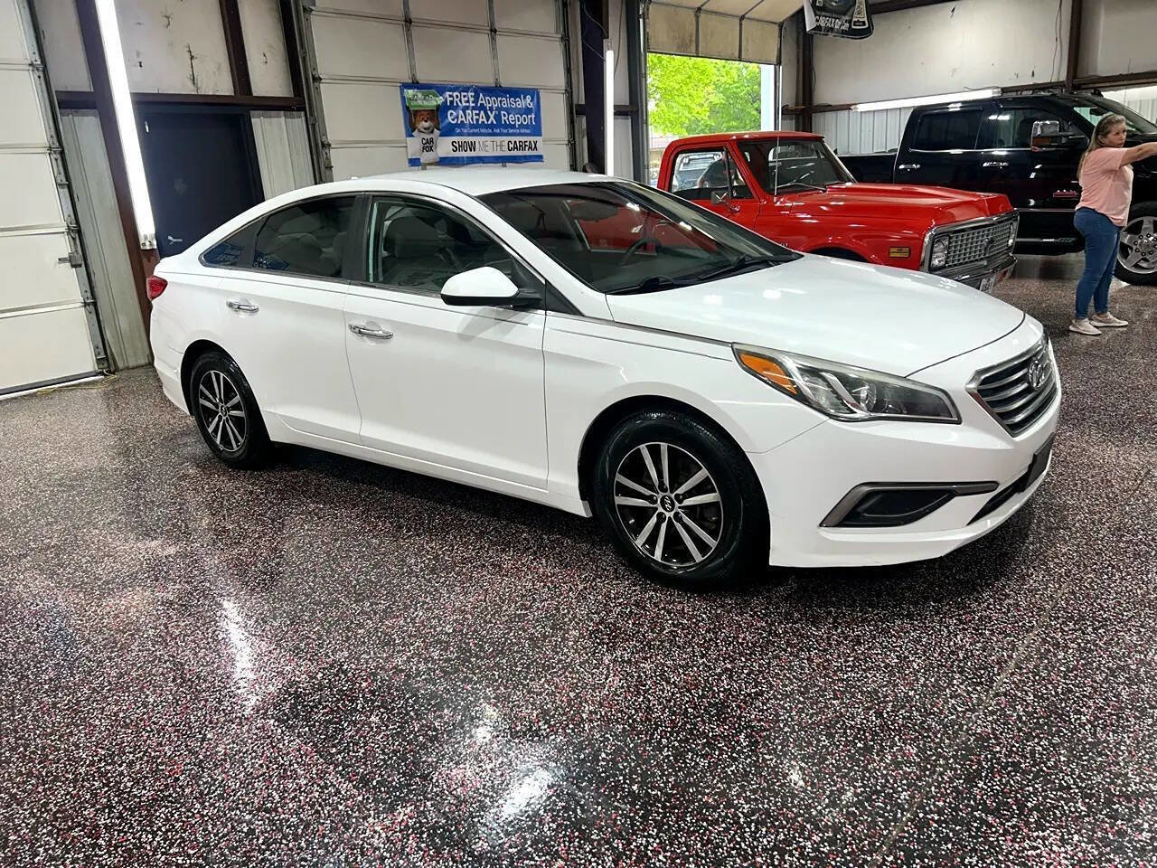 Used 2016 Hyundai Sonata SE