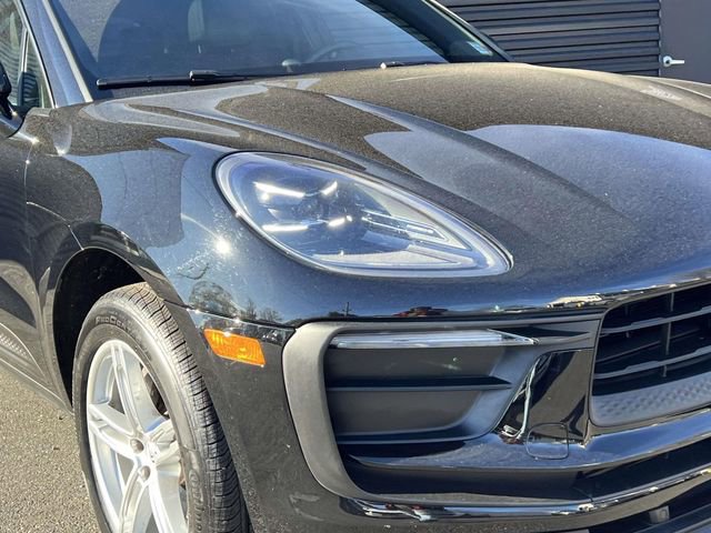 Certified 2023 Porsche Macan AWD/4WD image 12