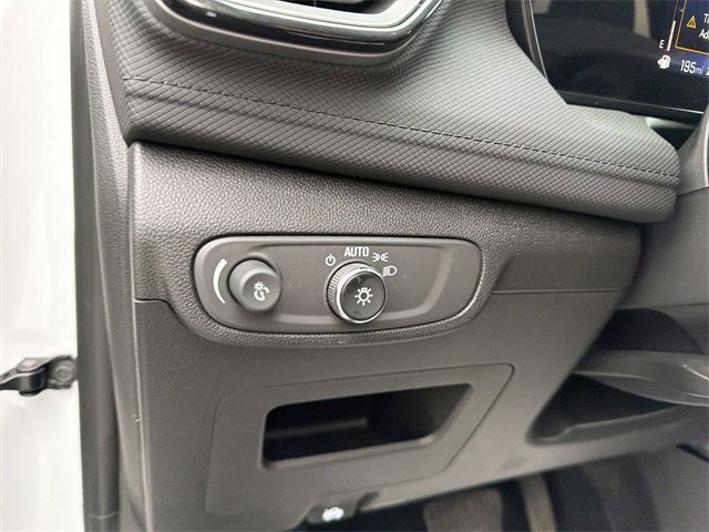 Used 2025 Chevrolet TrailBlazer LS w/ LS Convenience Package image 16