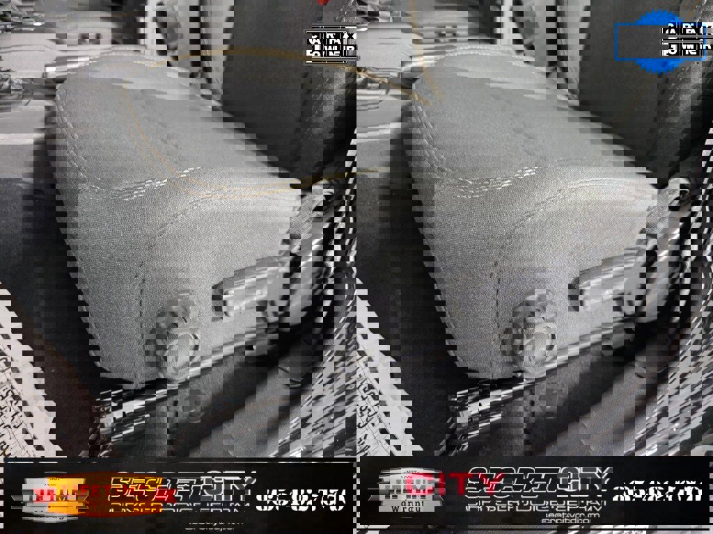 Used 2024 Jeep Wrangler Sport S image 14