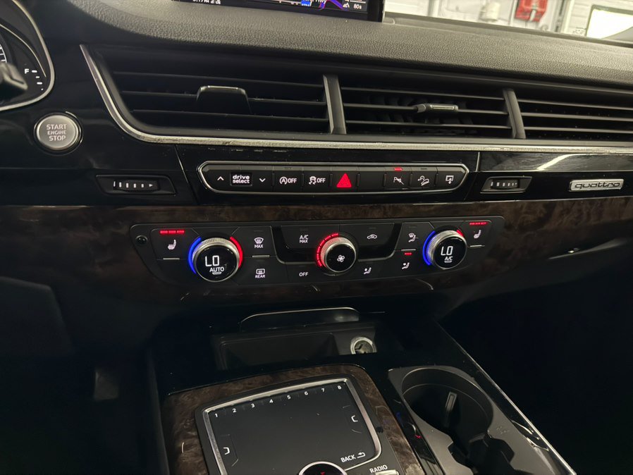 Used 2017 Audi Q7 3.0T Premium AWD/4WD image 20