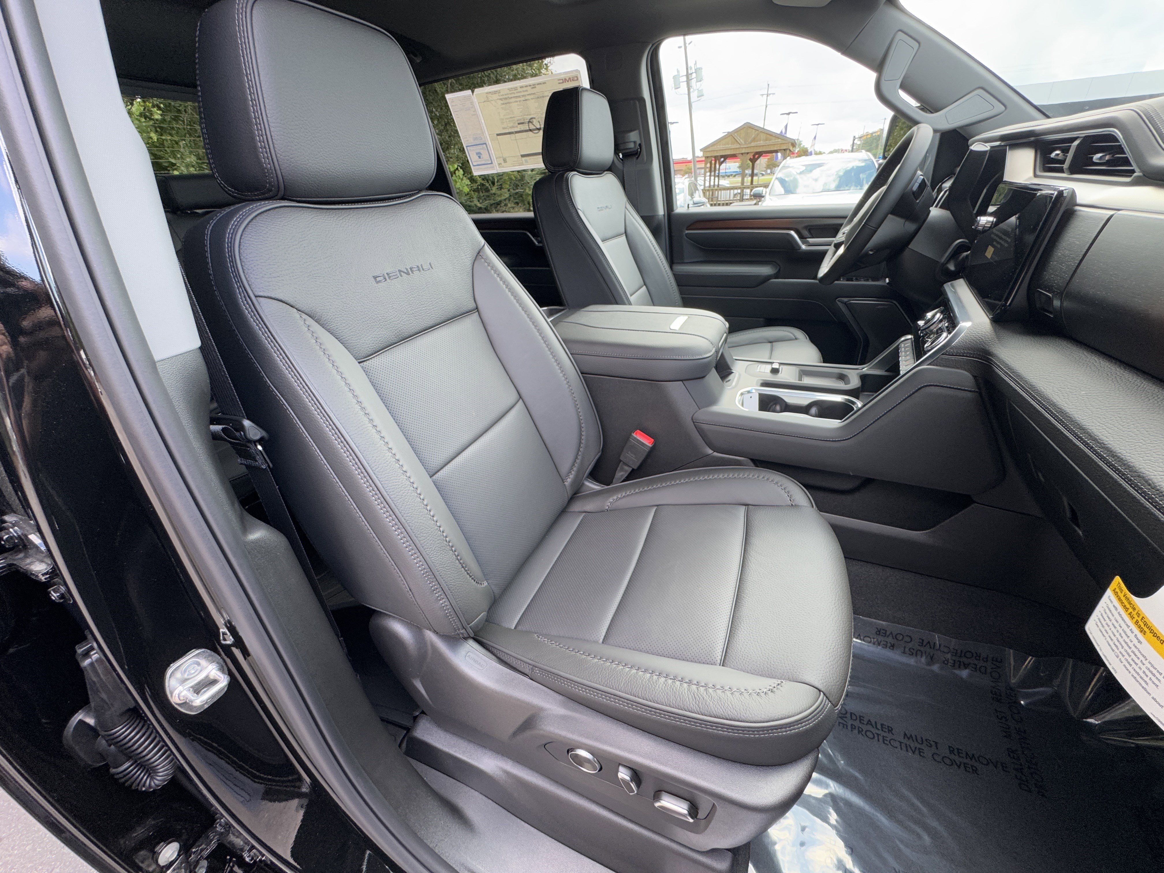 New 2026 GMC Sierra 3500 Denali w/ Denali Reserve Package image 29
