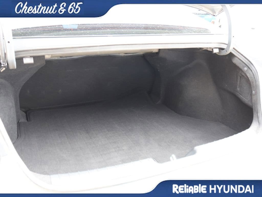 Used 2022 Hyundai Elantra SEL image 16