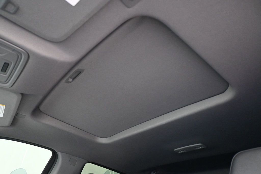 Used 2025 GMC Sierra 1500 Elevation w/ Elevation Premium Package image 22