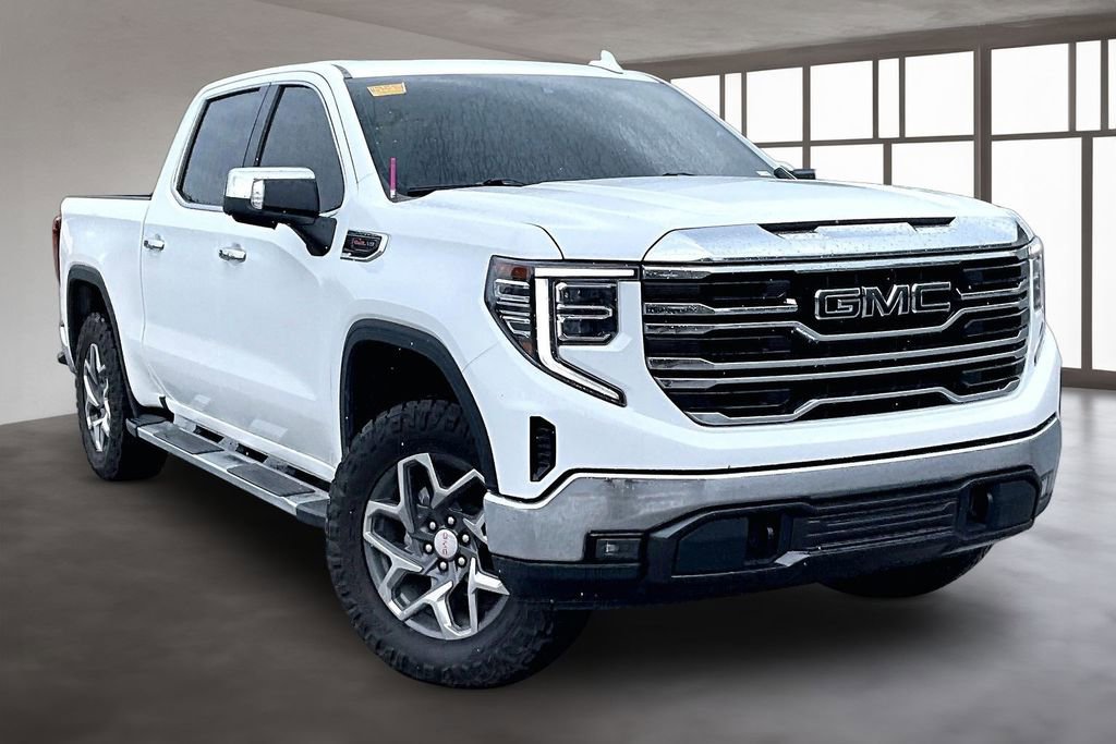 Used 2023 GMC Sierra 1500 SLT w/ SLT Premium Package AWD/4WD image 3
