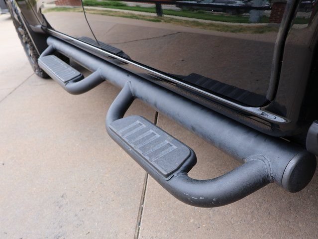 Used 2019 Chevrolet Colorado Z71 w/ Z71 Midnight Edition AWD/4WD image 16