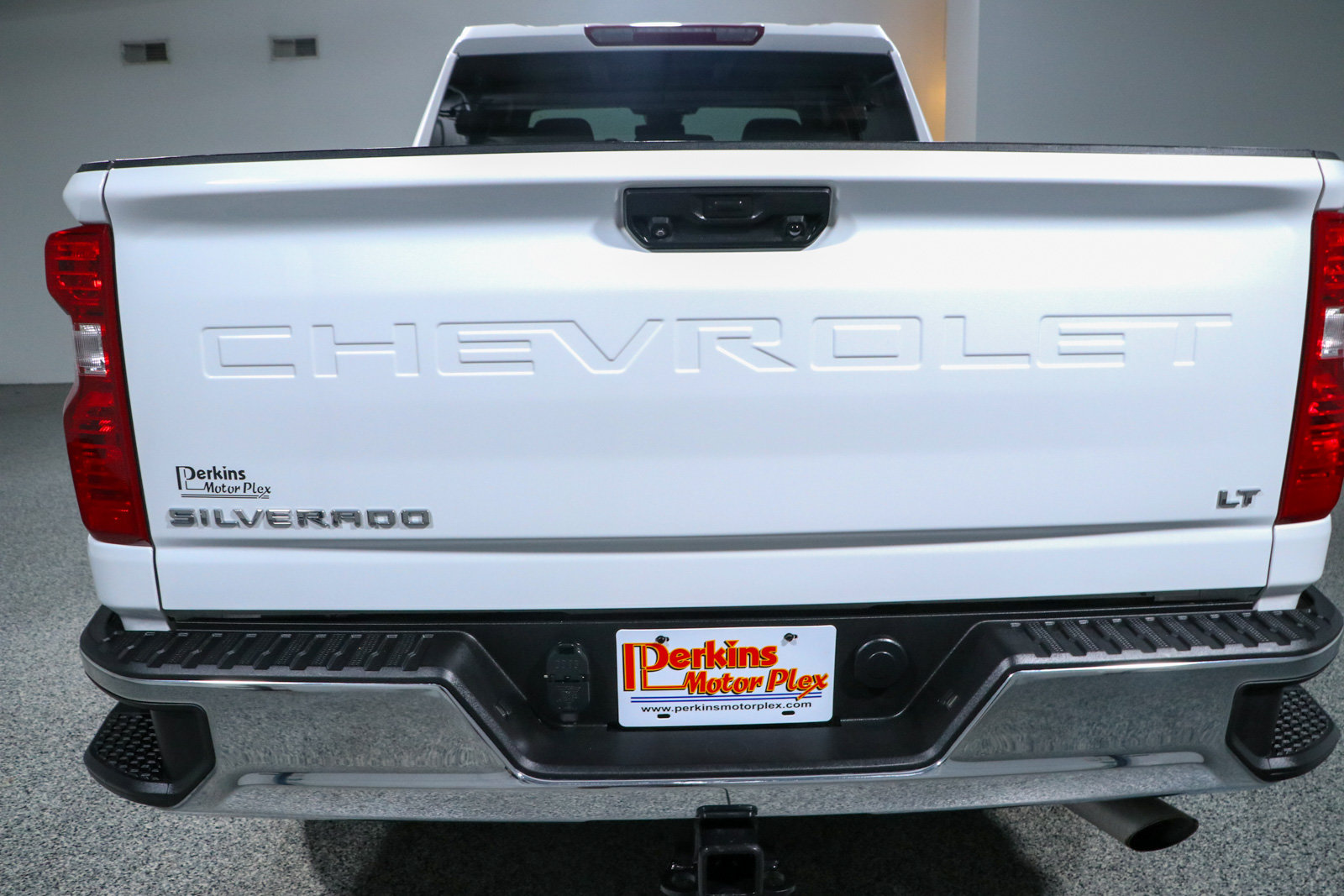 Used 2024 Chevrolet Silverado 2500 LT AWD/4WD image 8