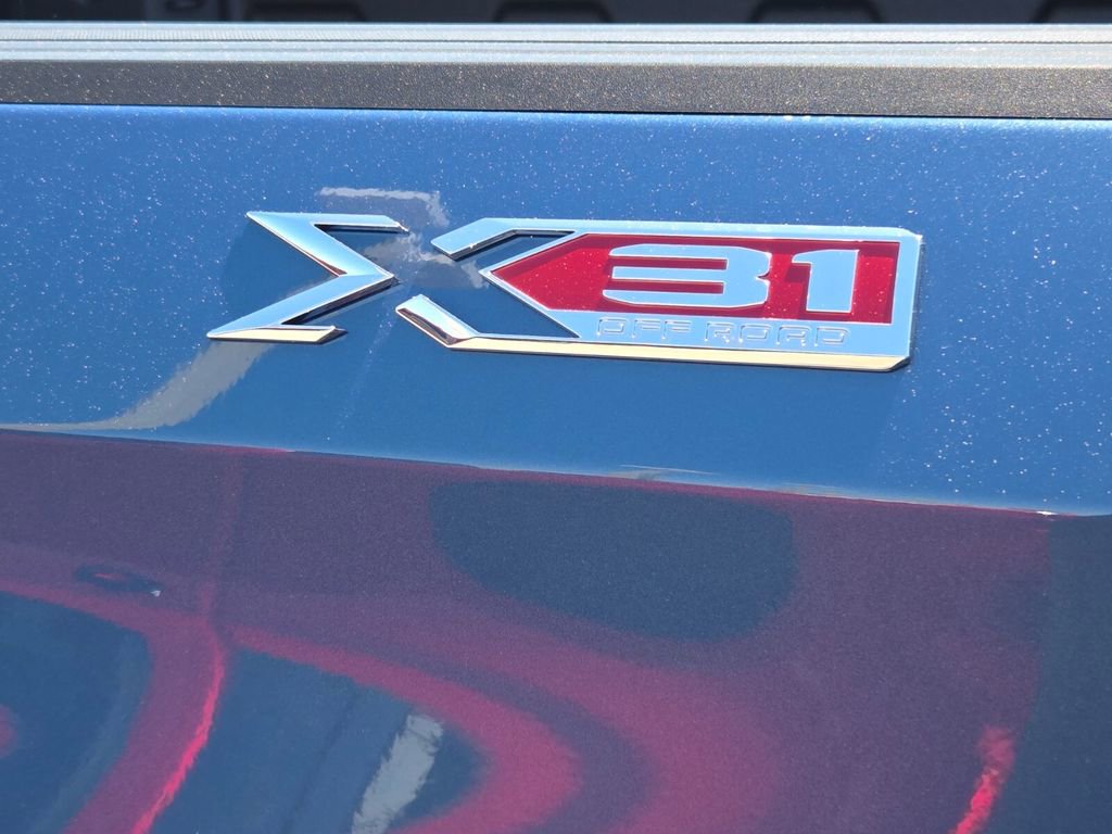 New 2026 GMC Sierra 1500 Elevation AWD/4WD image 8