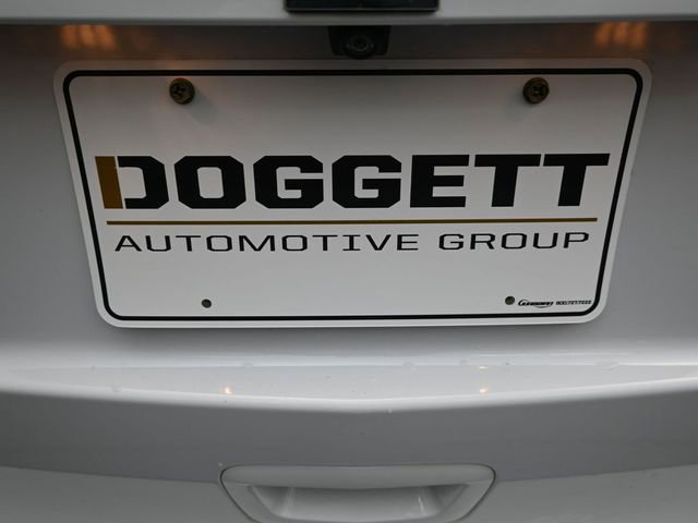 Used 2021 Chevrolet Trax LT w/ Sport Edition image 2