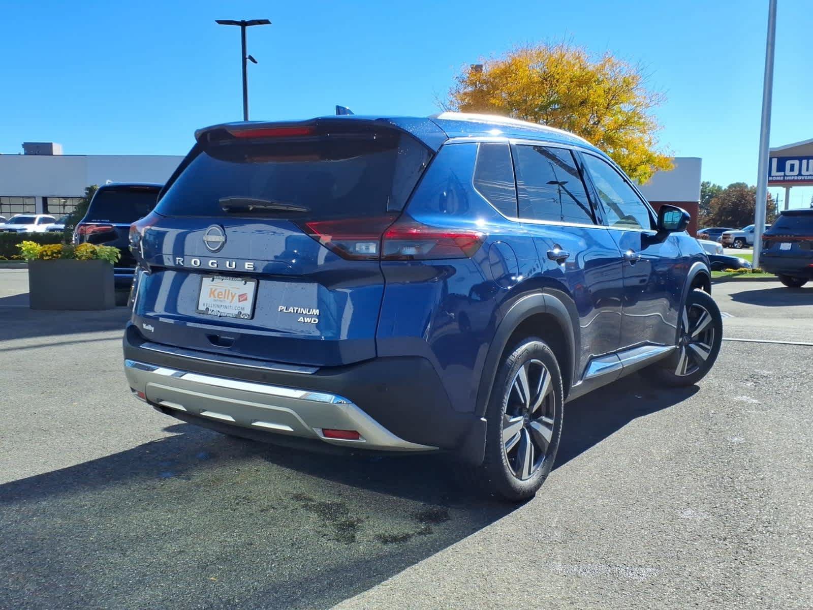 Used 2023 Nissan Rogue Platinum w/ Platinum Premium Package AWD/4WD image 5
