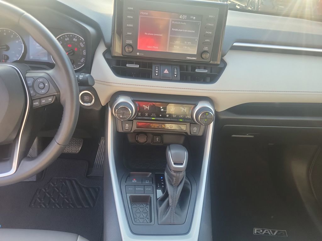 Certified 2022 Toyota RAV4 XLE Premium image 26