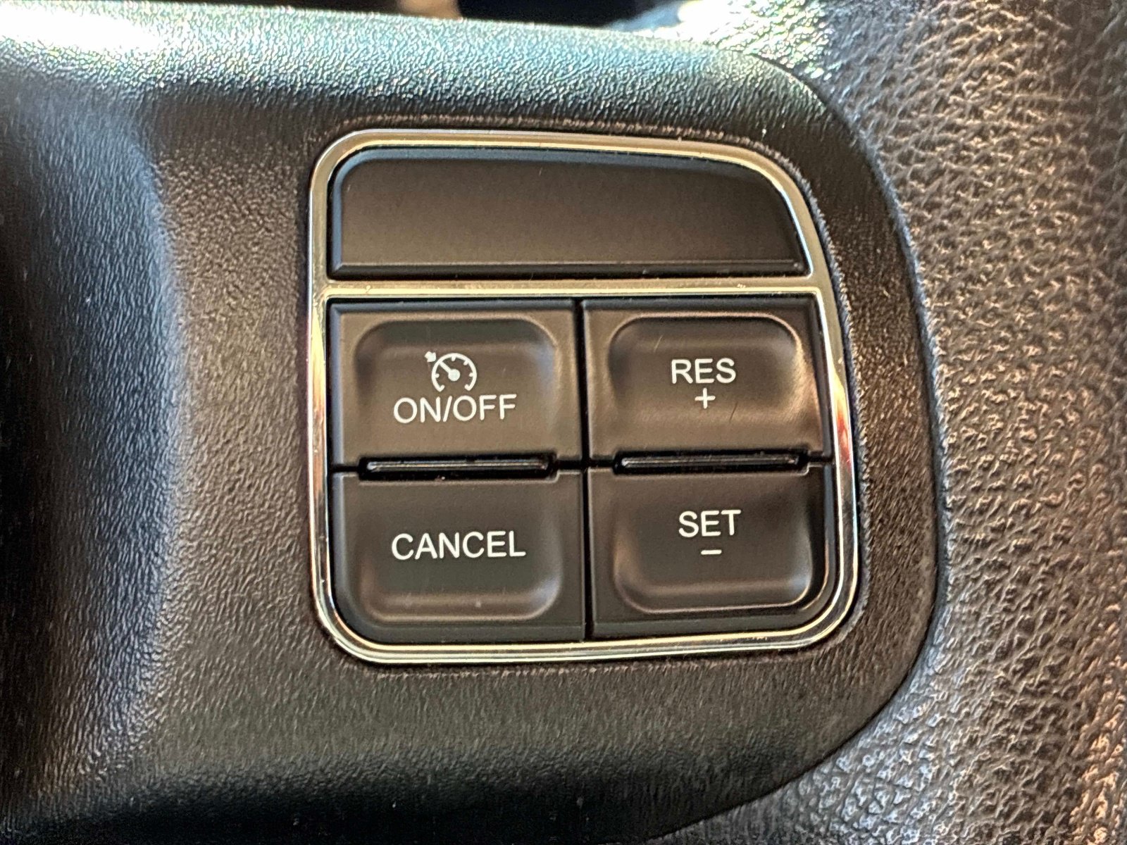 Used 2014 Jeep Compass Sport w/ Power Value Group FWD image 21