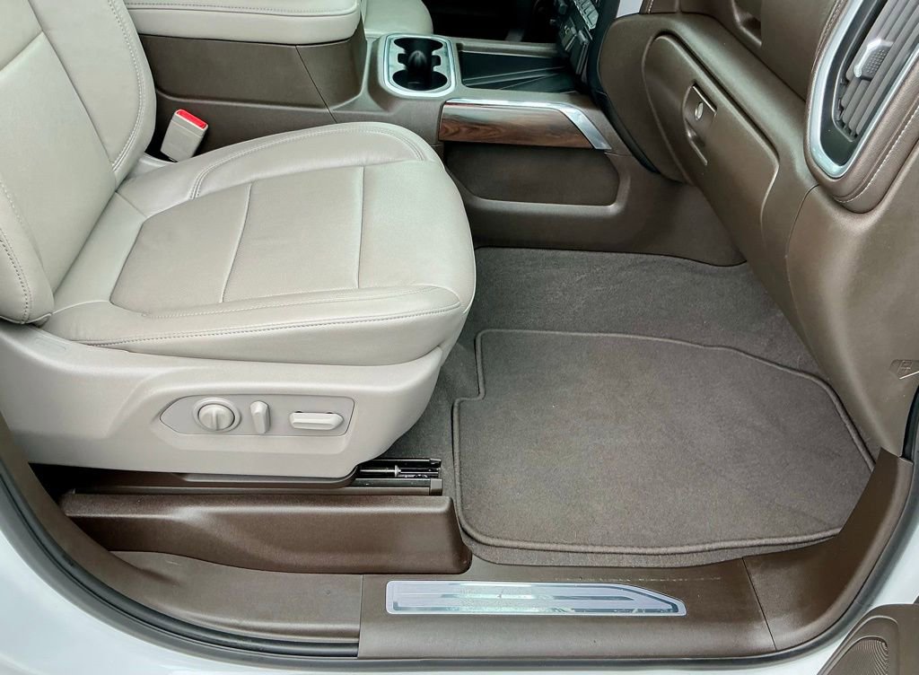 Used 2019 GMC Sierra 1500 SLT w/ SLT Premium Plus Package image 24