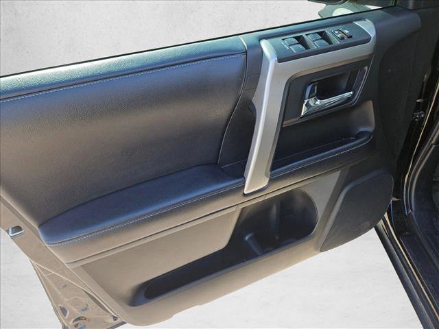 Used 2018 Toyota 4Runner SR5 image 12