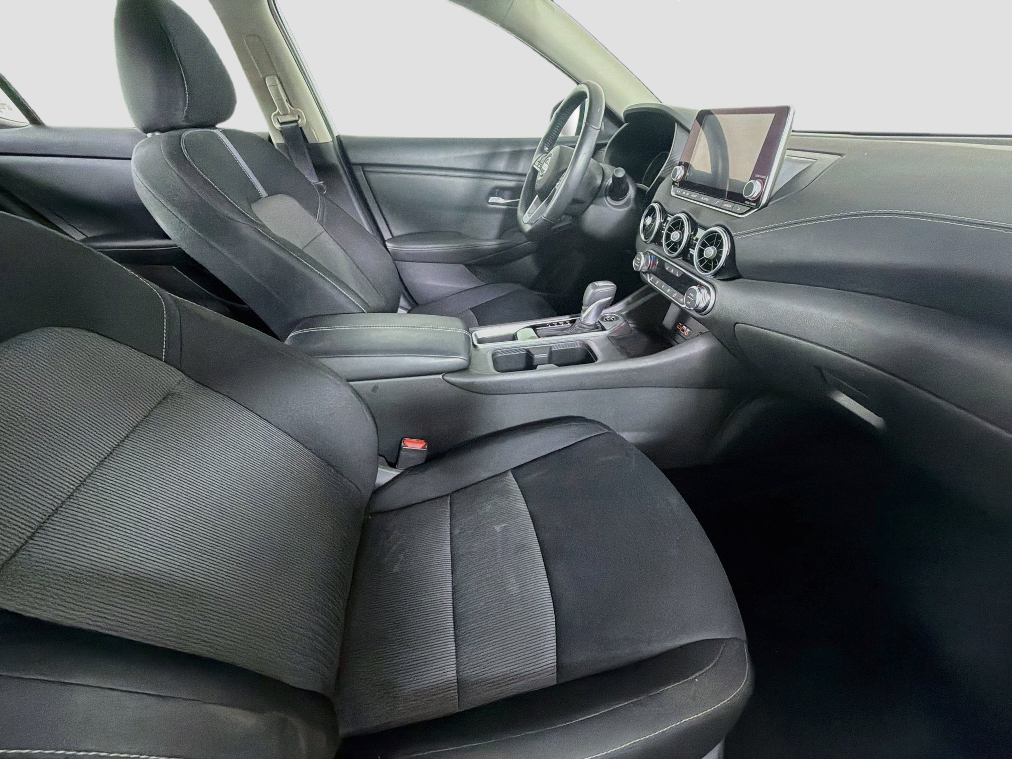 Used 2023 Nissan Sentra SV w/ All-Weather Package FWD image 28