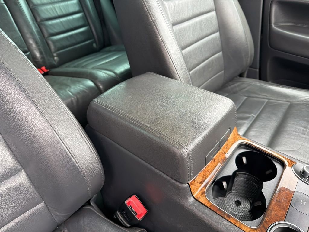 Used 2008 Volkswagen Touareg V6 AWD/4WD image 40