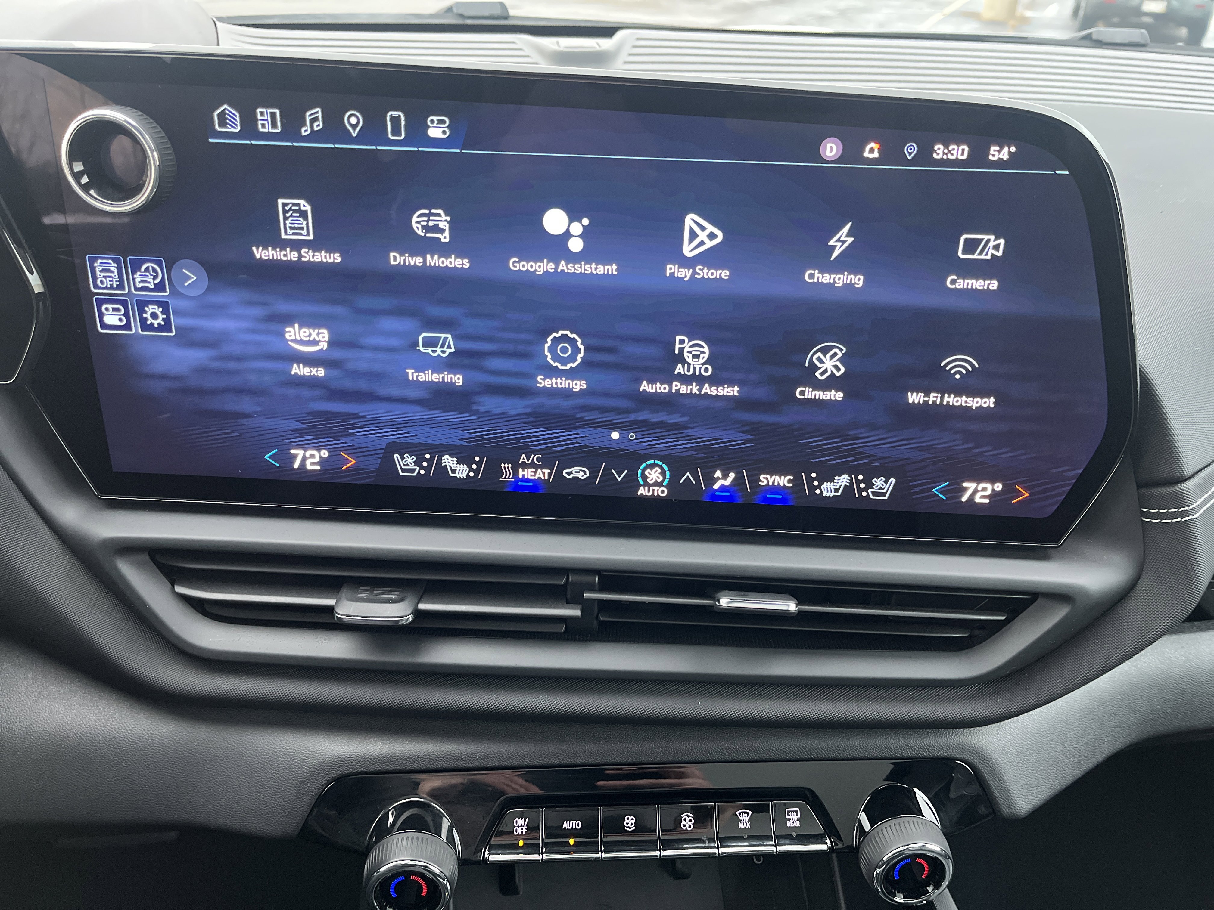 Used 2025 Chevrolet Silverado EV LT w/ LT Premium Package image 27