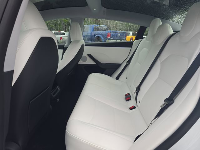 Used 2025 Tesla Model 3 Long Range image 13