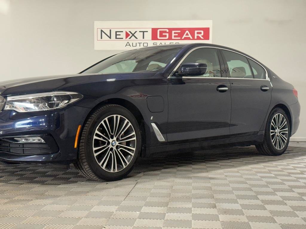 Used 2018 BMW 530e w/ Premium Package 2 RWD image 6