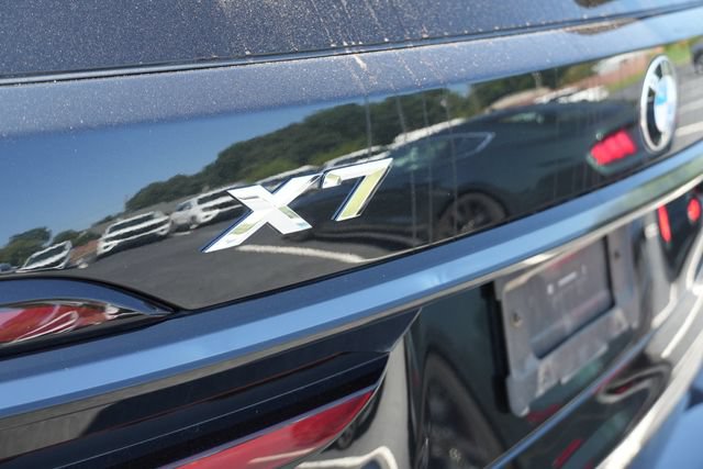 Used 2024 BMW X7 xDrive40i w/ M Sport Package AWD/4WD image 15