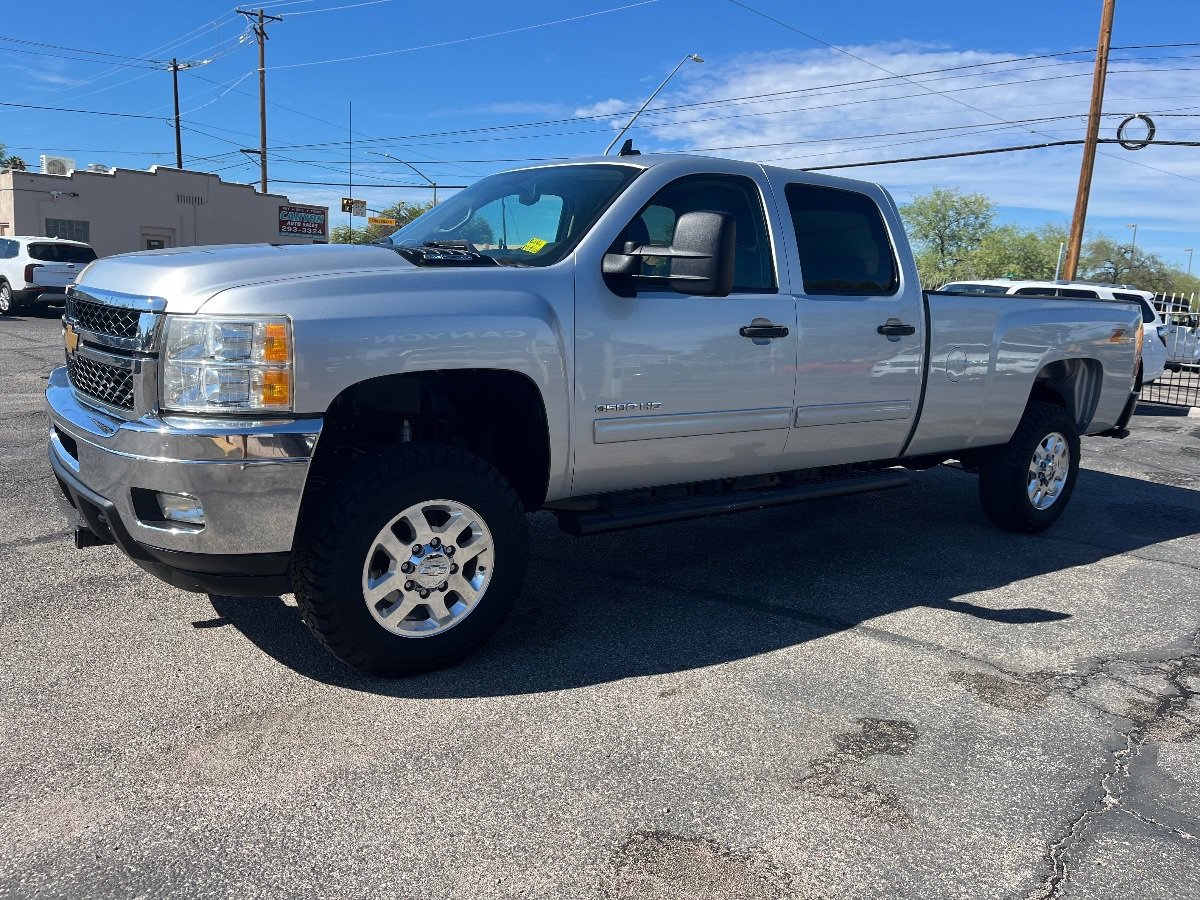 Used 2014 Chevrolet Silverado 3500 LT w/ Interior Plus Package AWD/4WD image 10
