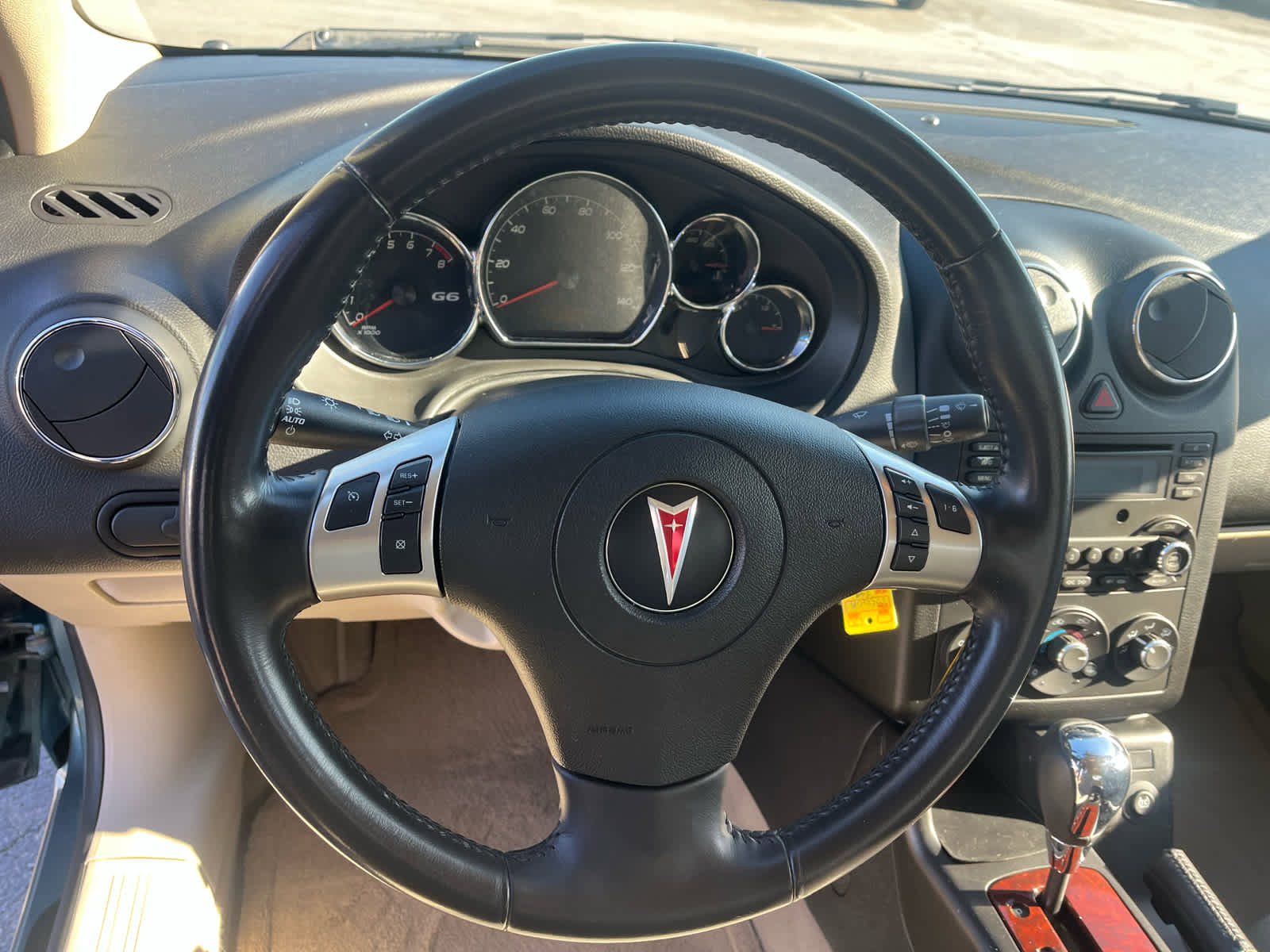 Used 2009 Pontiac G6 w/ Preferred Package image 16