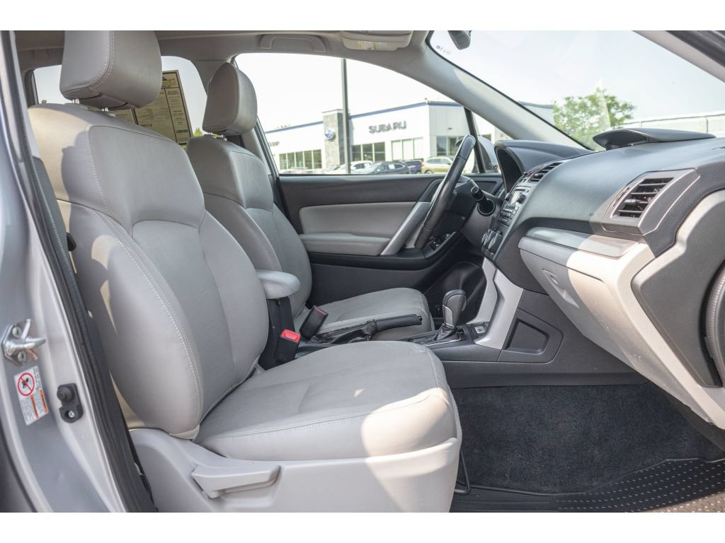 Used 2015 Subaru Forester 2.5i Touring w/ Popular Package #2 AWD/4WD image 11