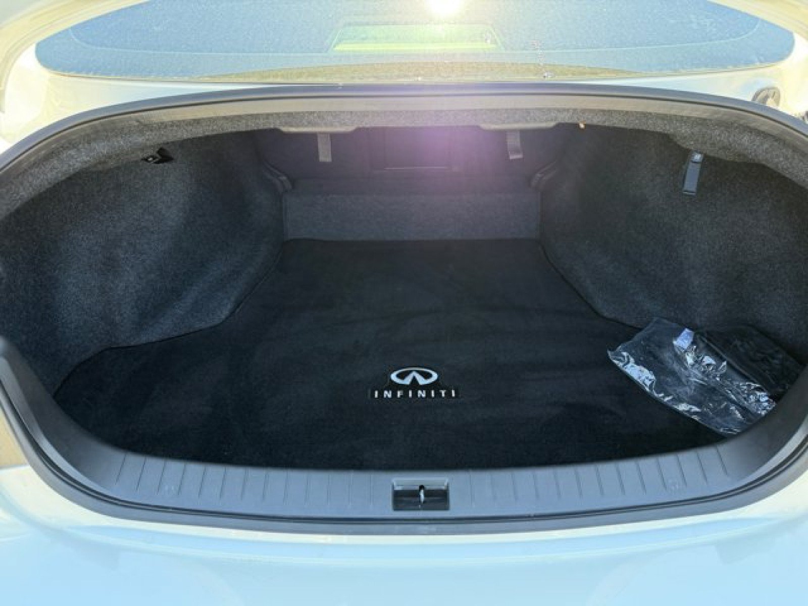 Certified 2024 INFINITI Q50 Luxe w/ Cargo Package AWD/4WD image 18