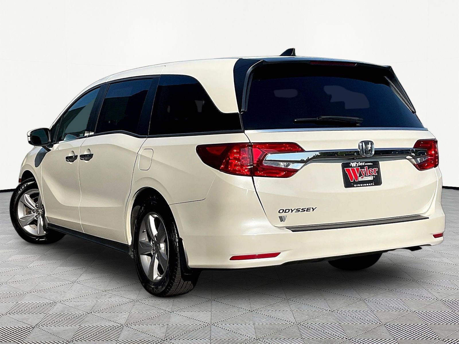 Used 2019 Honda Odyssey EX-L image 4