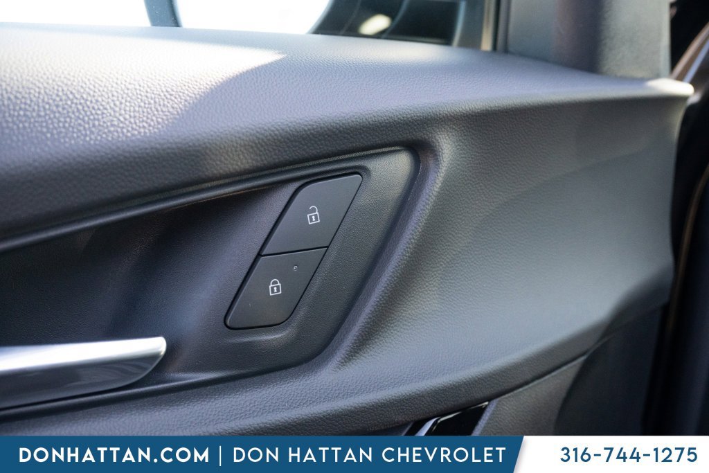 New 2027 Chevrolet Equinox LT w/ Convenience Package II FWD image 11
