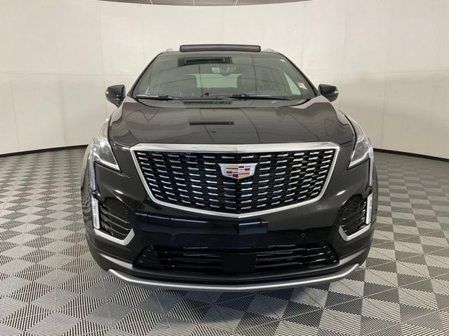 Used 2026 Cadillac XT5 Premium Luxury w/ Driver Assist Package AWD/4WD image 2