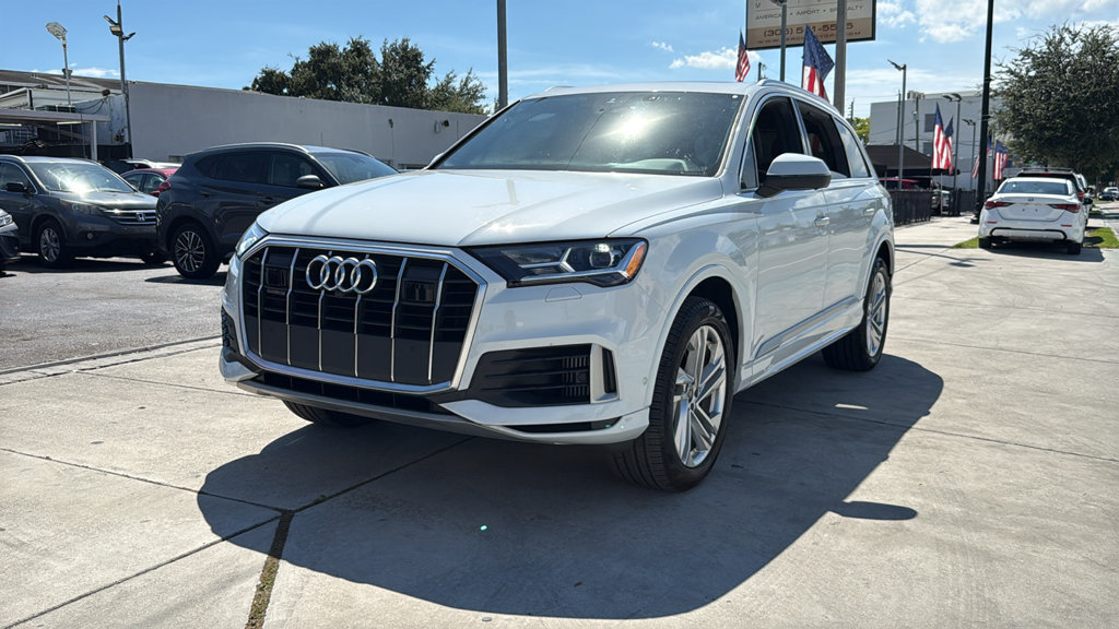 Used 2021 Audi Q7 3.0T Premium Plus AWD/4WD image 11