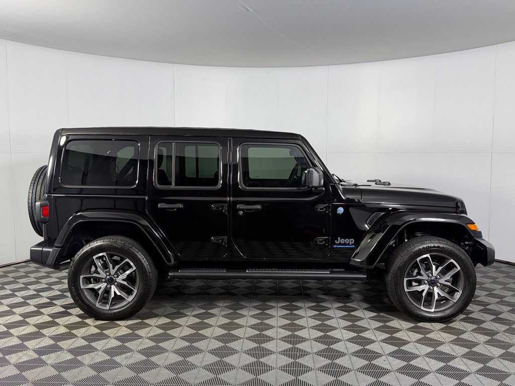 Used 2024 Jeep Wrangler Unlimited AWD/4WD image 6