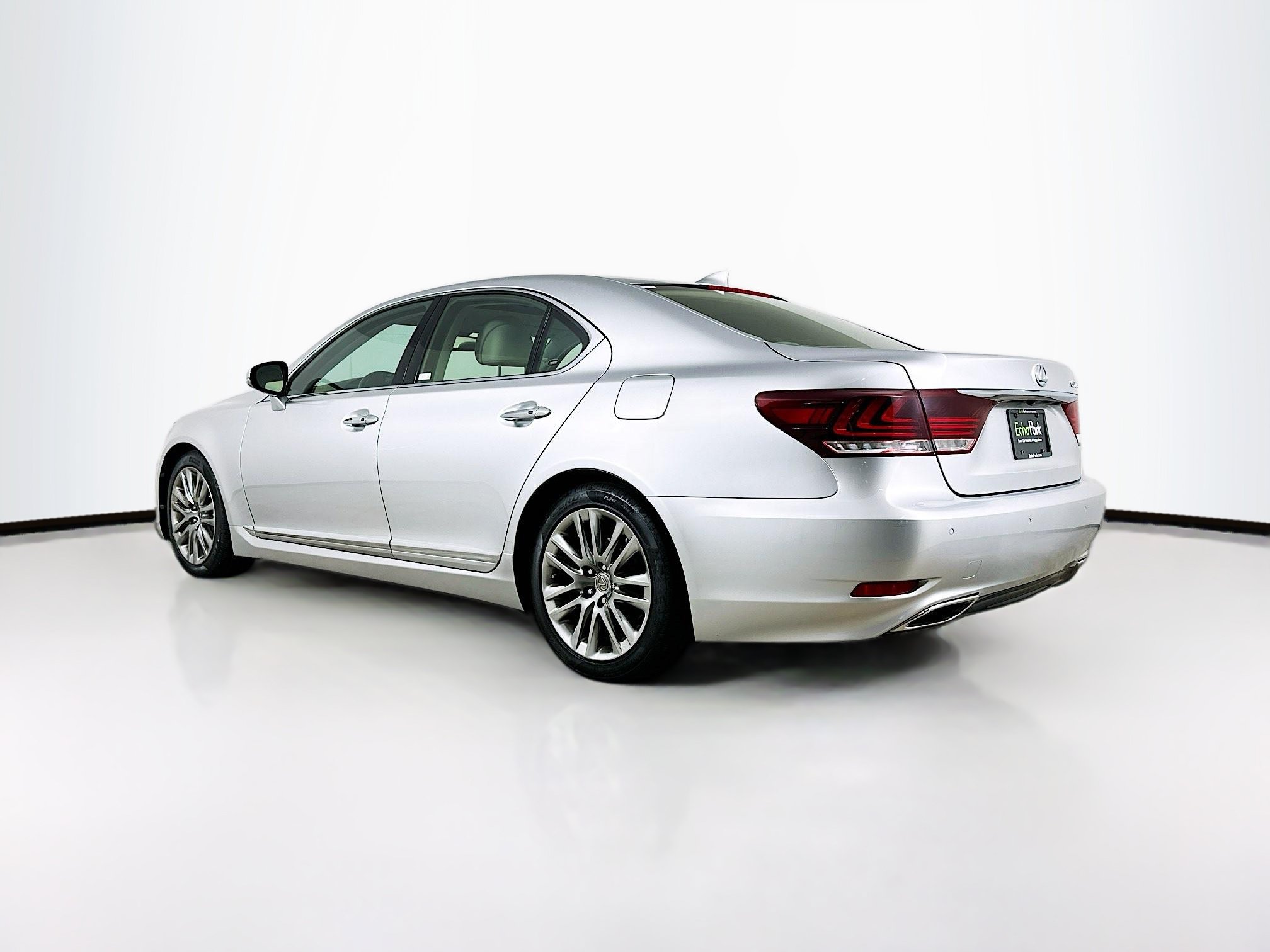 Used 2017 Lexus LS 460 w/ Comfort Package RWD image 5