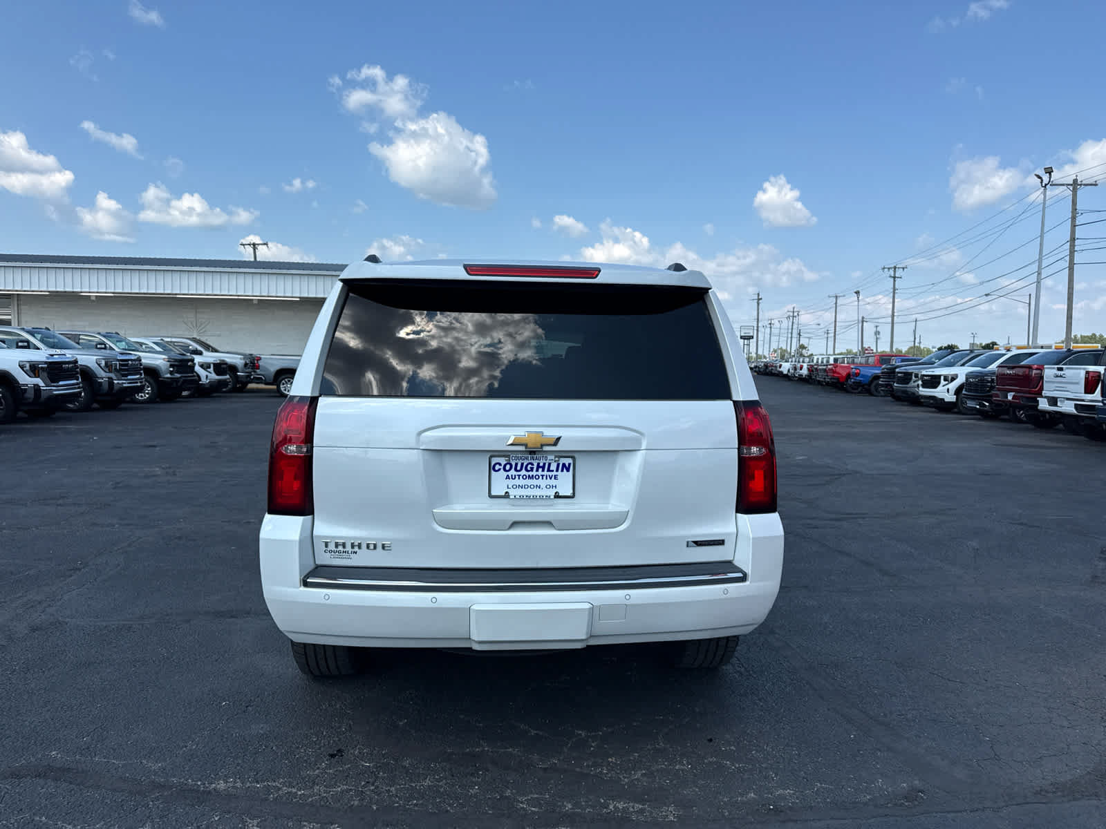 Used 2017 Chevrolet Tahoe Premier AWD/4WD image 4
