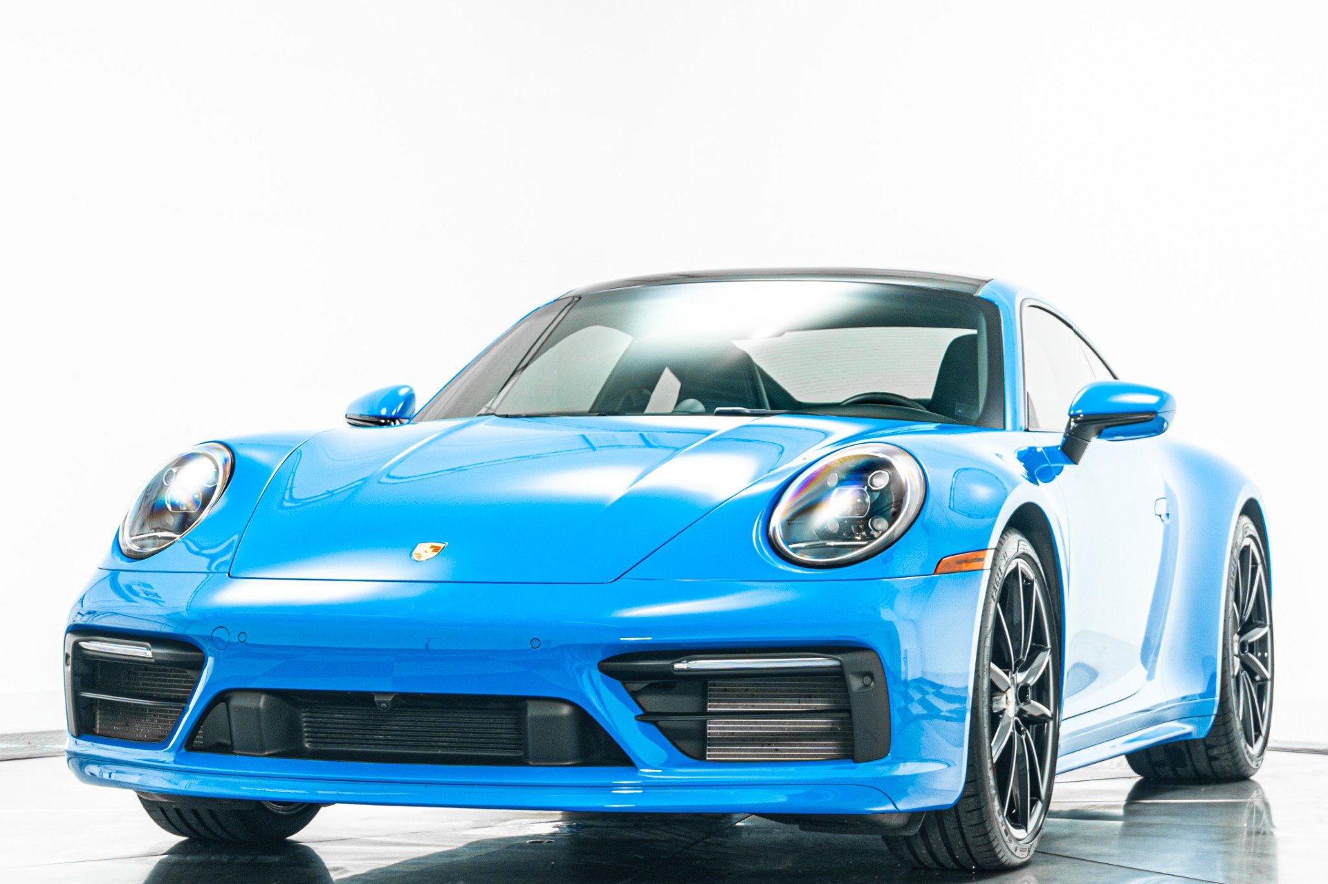 Used 2023 Porsche 911 Carrera 4S AWD/4WD image 5