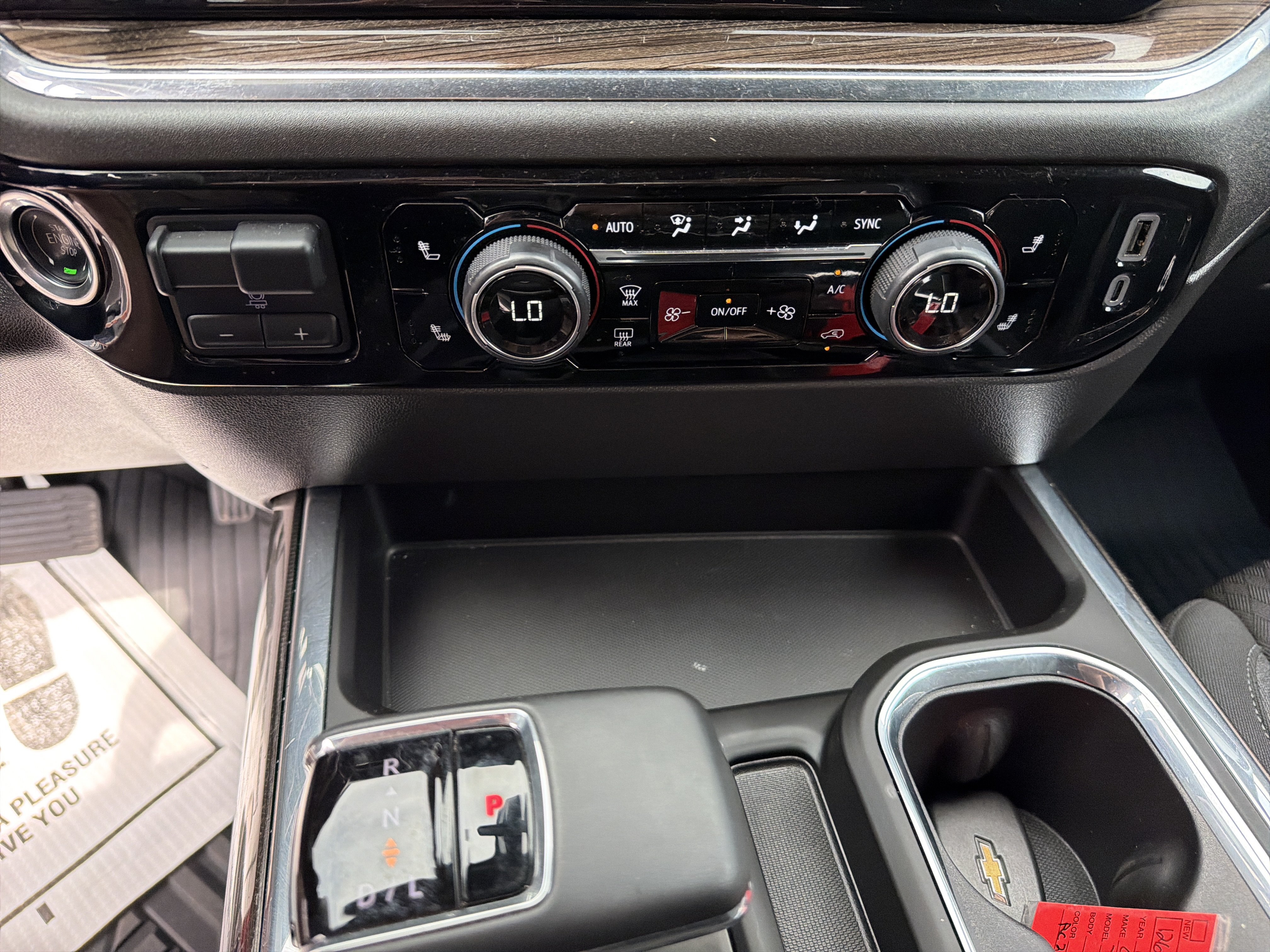 Used 2024 Chevrolet Silverado 1500 LT Trail Boss w/ Convenience Package II AWD/4WD image 22