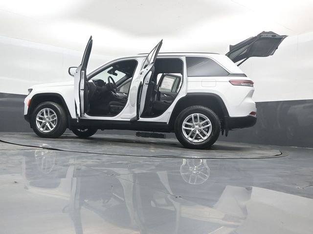 New 2025 Jeep Grand Cherokee Laredo image 52