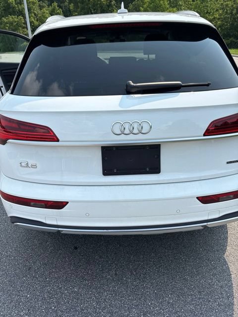 Used 2023 Audi Q5 2.0T Premium Plus w/ Premium Plus Package AWD/4WD image 8