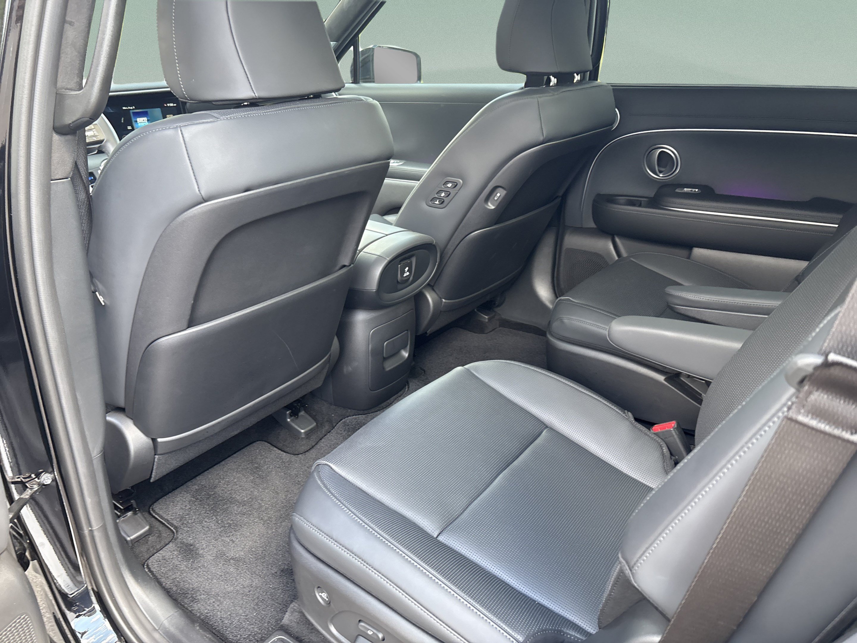 New 2026 Hyundai Palisade Calligraphy FWD image 24