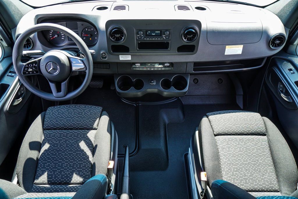 Used 2021 Mercedes-Benz Sprinter 3500 w/ Swivel Seat Package image 27