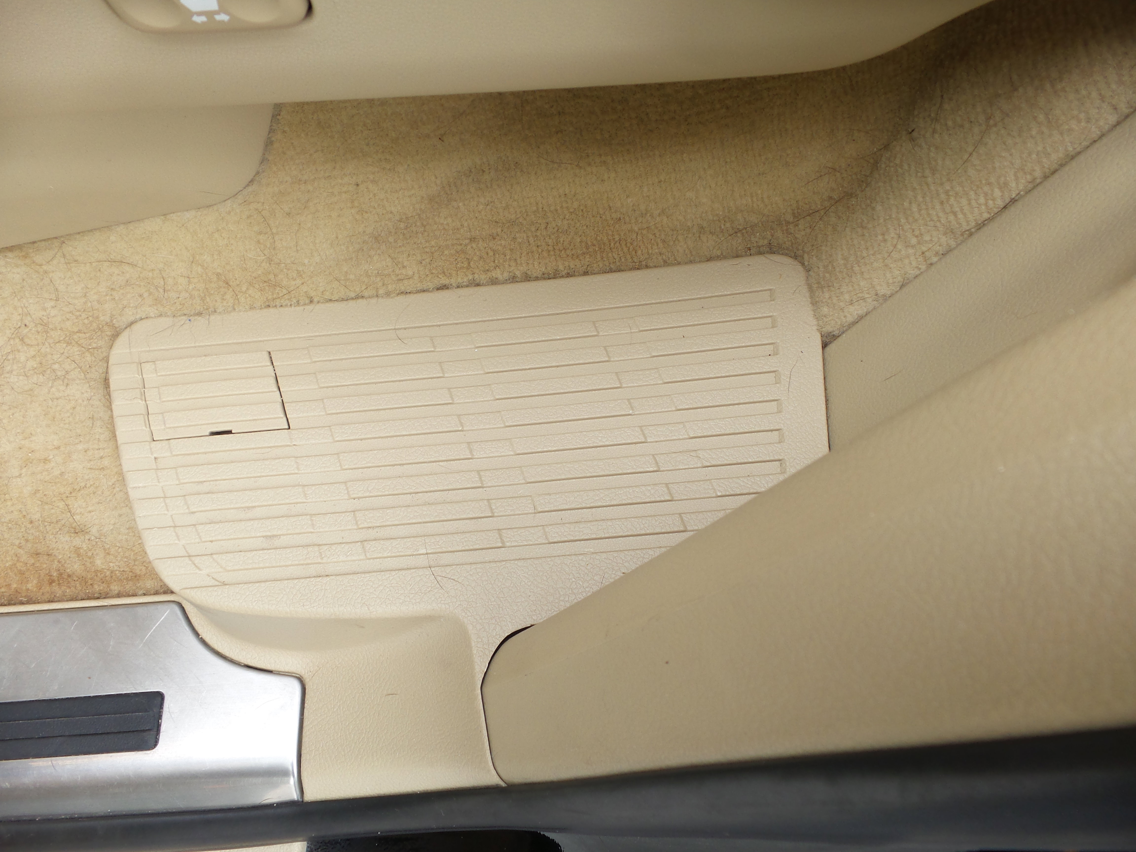 Used 2011 Lexus LX 570 4WD image 53