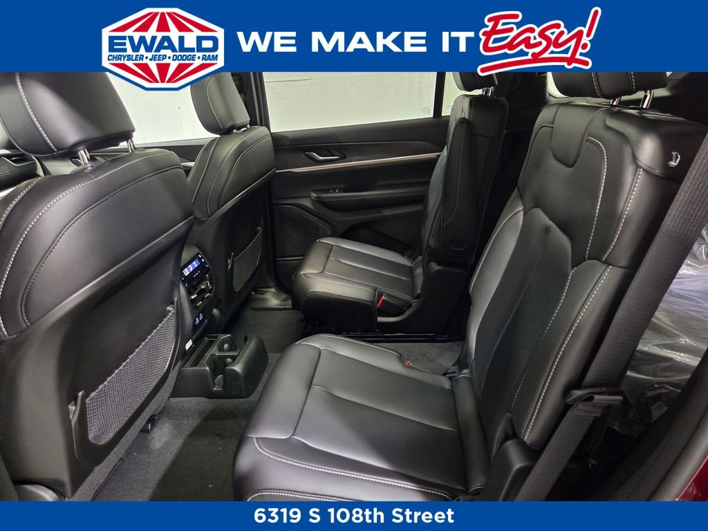 New 2025 Jeep Grand Cherokee L Limited image 10